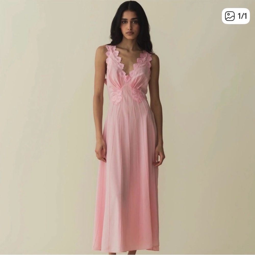 ISO Doen Kelis Dress in Abelia Pink Size Small